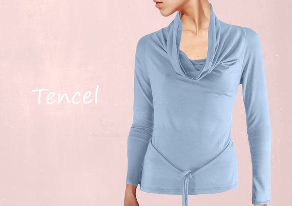 Tencel shirt met drape hals/ Tencel shirt with drape neck