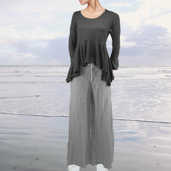 Tencel top met verhoogde taille en uitwaaierende schoot/ Tencel Top in hour glass