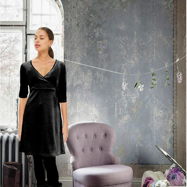 A-lijn velours jurkje met overslag V hals/ A-line velours dress with V neck
