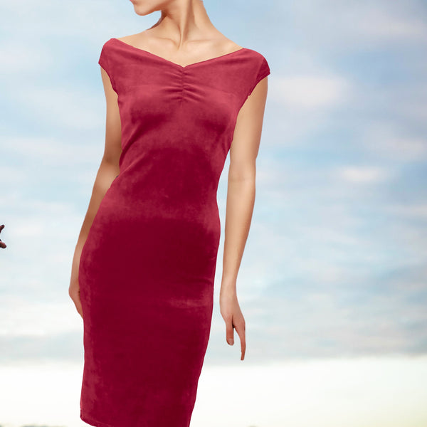 velours jurk met kapmouwtje en boothals / velvet pencil dress