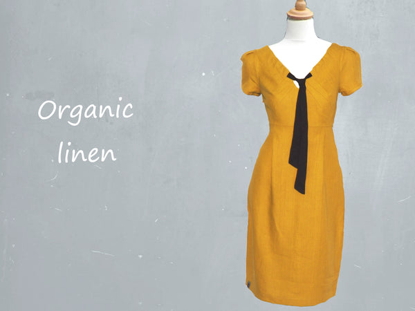 linnen jurkje met "black tie"/ linen dress black tie
