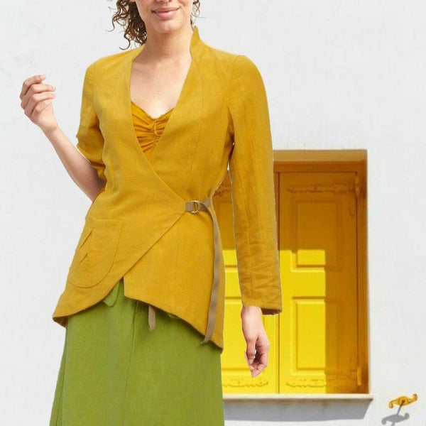 Linnen colbert met asymmetrische sluiting, Linen jacket asymmetric closure