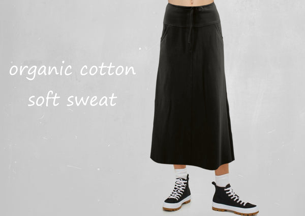 Sportieve midi rok van soft sweat bio katoen /Trending midi skirt made of soft sweat organic cotton