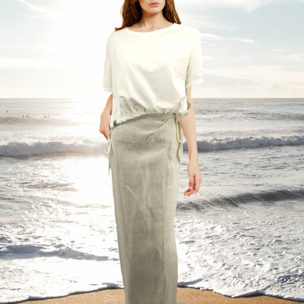 Lange overslag rok van biologische linnen / Long linen wrap skirt