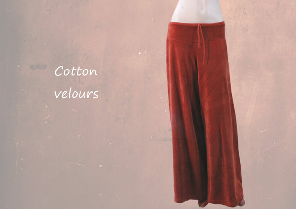 Palazzo broek in soepele nicky velours / Palazzo pants in cotton velvet