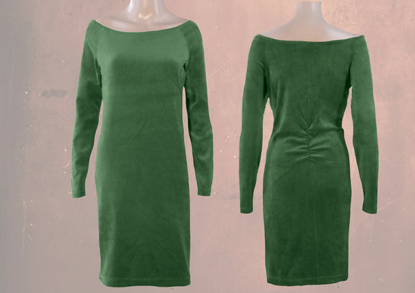 Velours kokerjurkje met boothals / Velvet pencil dress with boatneck