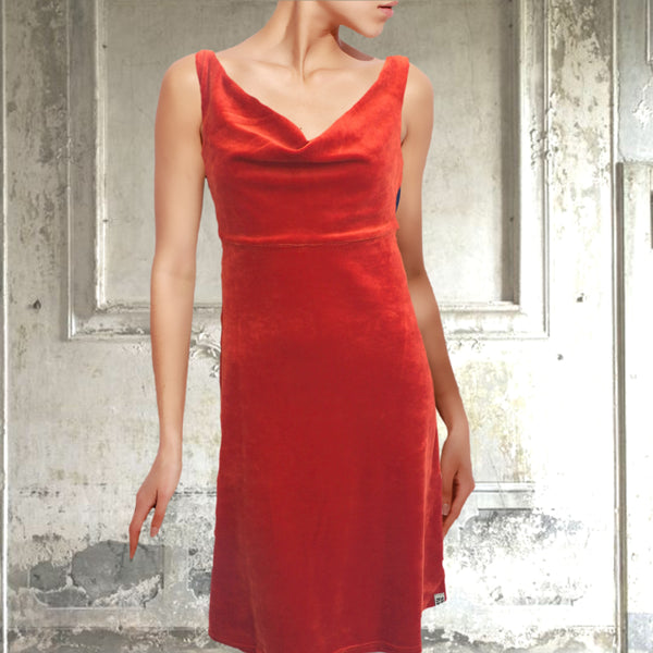 het "groene" kleine zwarte jurkje / little black dress in organic velvet
