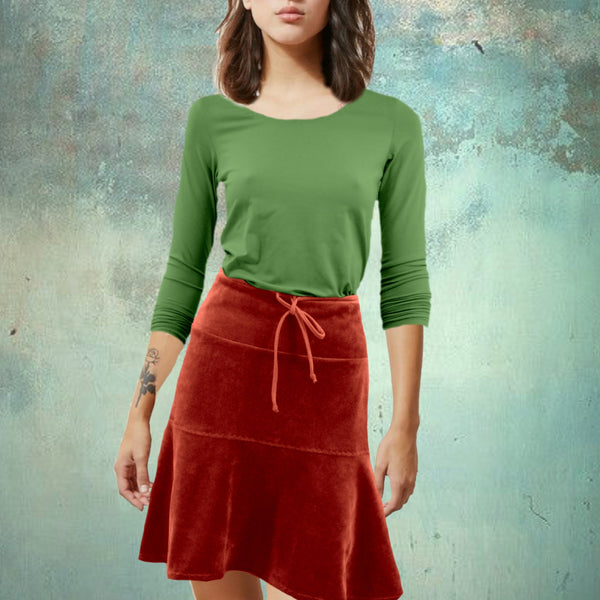 Klokrokje in soepele nicky velours / Billowing skirt in cotton velvet