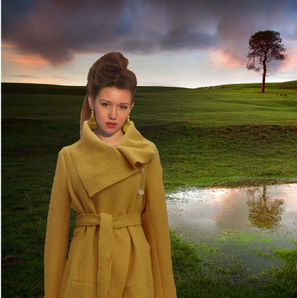 Lange wollen vest-jas van gekookte wol / jacket made of boiled wool