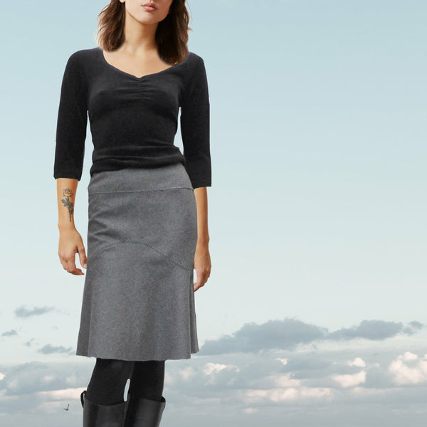 Wollen rok in zandloper lijn / Wool skirt in hourglass line