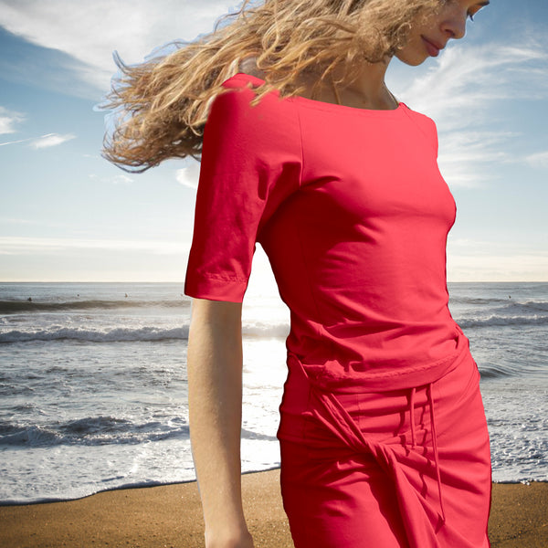 Boothals shirt met halflang mouwtje van organische katoen/ organic cotton T shirt with boat neck and cropped sleeve
