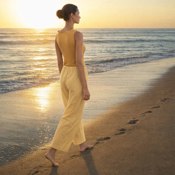 Tencel hemdje met geschulpt boordje/ Tencel camisole with sculpted collar