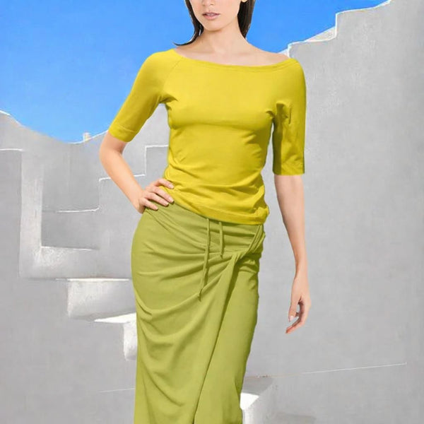 Boothals shirt met halflang mouwtje van organische katoen/ organic cotton T shirt with boat neck and cropped sleeve