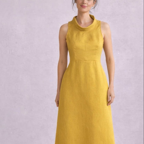 Klassiek jurkje met rolkraag in linnen-katoen mix/ classic dress in linen-cotton mix