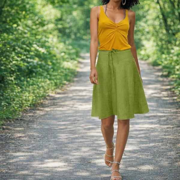 klokrokje van gewassen linnen,  billowing skirt made of washed linen