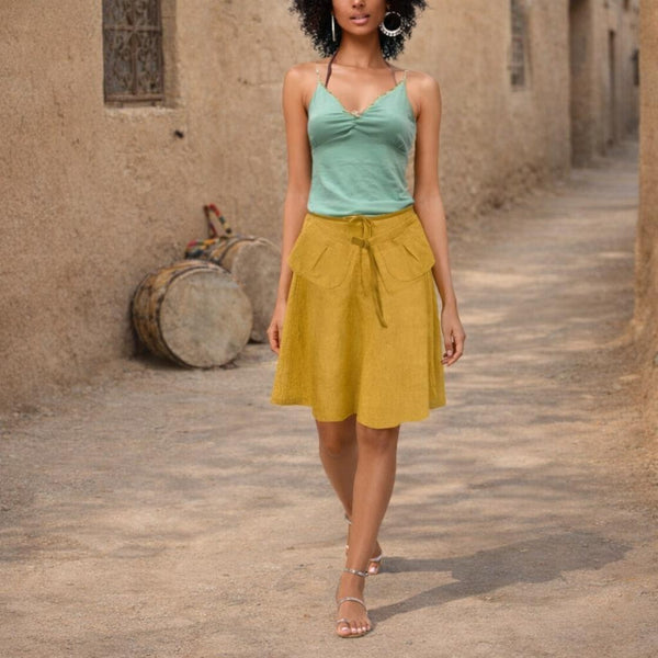 klokrokje van gewassen linnen met losse heupriem,  billowing skirt made of washed linen with separate belt