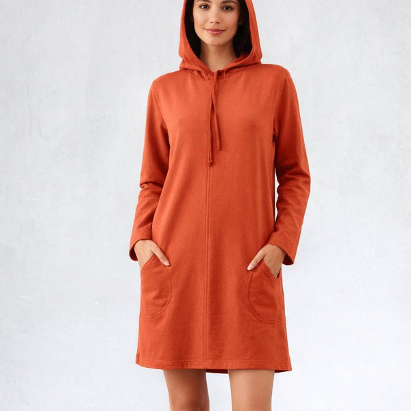 Sweater jurk gemaakt van soft sweat bio katoen/ Sweater dress made of soft brushed organic cotton