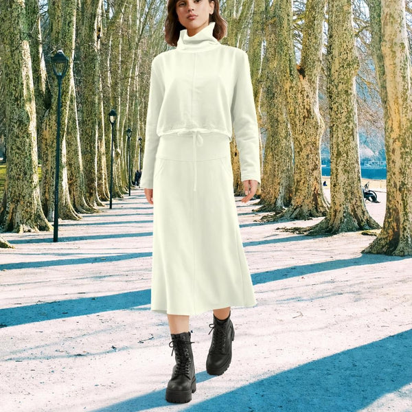 Sportieve midi rok van soft sweat bio katoen /Trending midi skirt made of soft sweat organic cotton