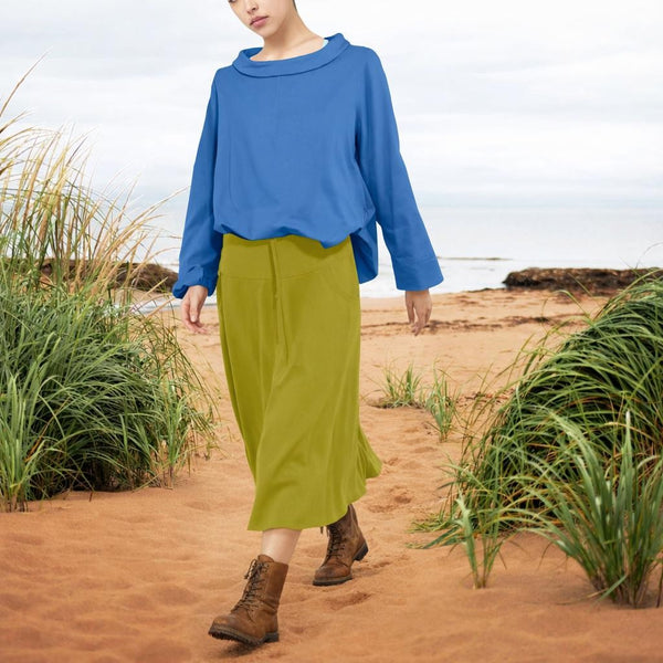 Sportieve midi rok van soft sweat bio katoen /Trending midi skirt made of soft sweat organic cotton