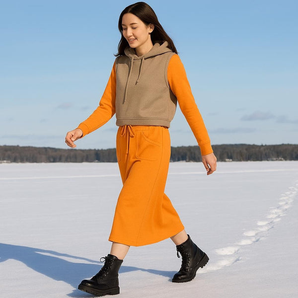 Sportieve midi rok van soft sweat bio katoen /Trending midi skirt made of soft sweat organic cotton