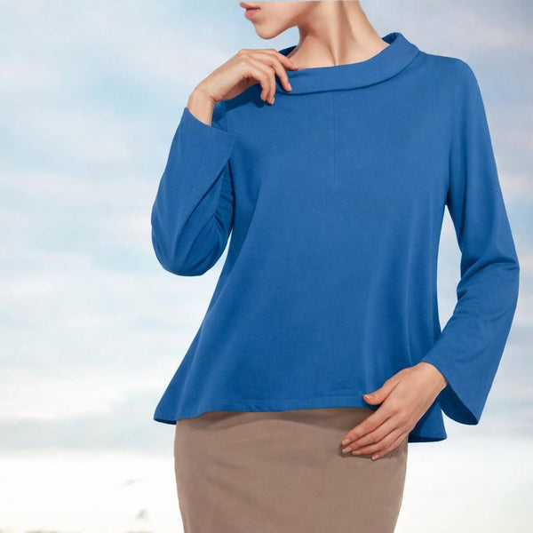 A-lijn sweater met boothals van soft sweat bio katoen /A-line sweater with boatneck made of soft sweat organic cotton