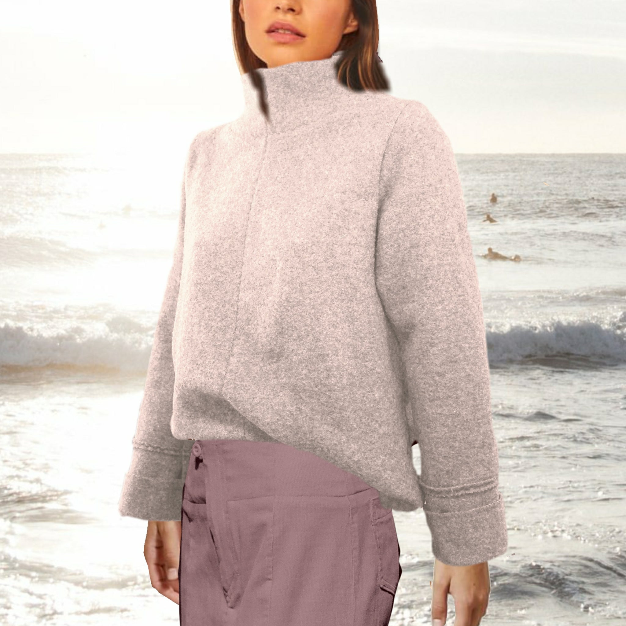 Merino wool sweater met hoge boord/ Merino wool sweater with high collar