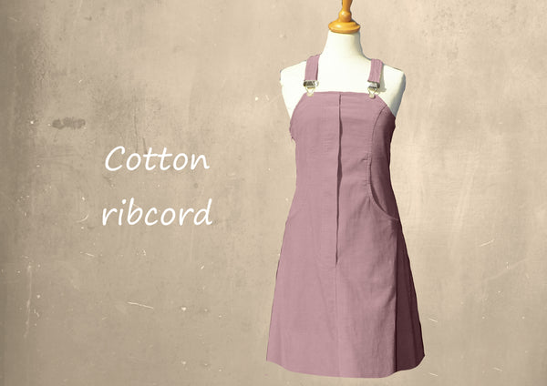 hippe overgooier in katoenen ribcord/ Trendy corduroy  pinafore dress
