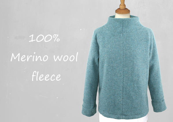 Merino wool sweater met hoge boord/ Merino wool sweater with high collar