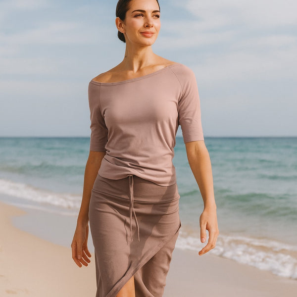 Boothals shirt met halflang mouwtje van organische katoen/ organic cotton T shirt with boat neck and cropped sleeve