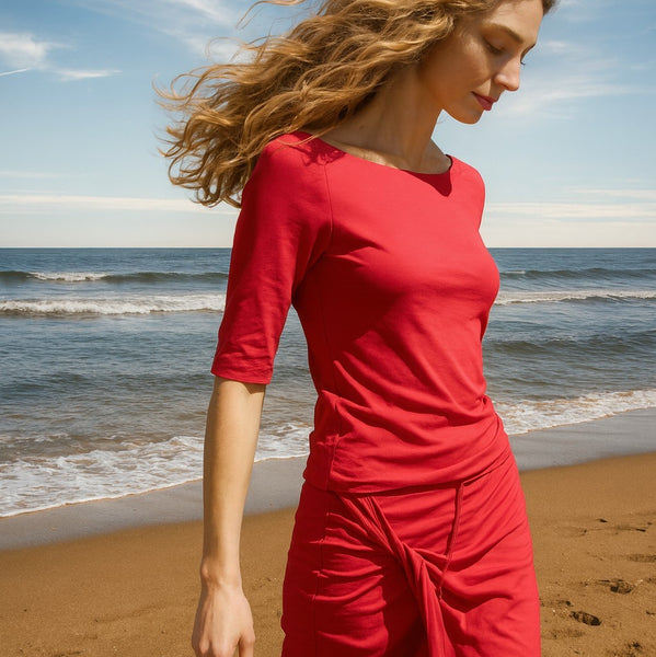 Boothals shirt met halflang mouwtje van organische katoen/ organic cotton T shirt with boat neck and cropped sleeve