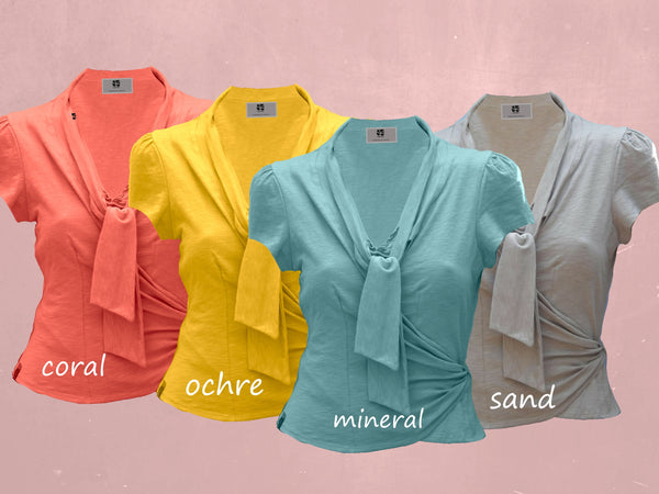 Overslag blouse-vestje van slubtricot/ wrap shirt made of organic cotton slubjersey