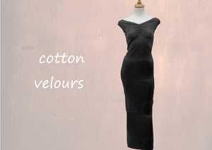 Velours maxi pencil jurk met boothals / maxi pencil dress