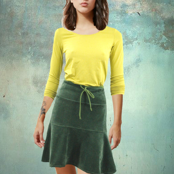 Klokrokje in soepele nicky velours / Billowing skirt in cotton velvet
